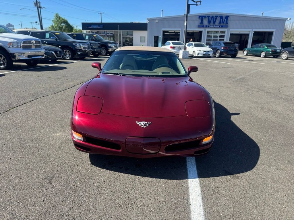 Used 2003 Chevrolet Corvette Convertible w/ Preferred Equipment Group1 RWD image 2