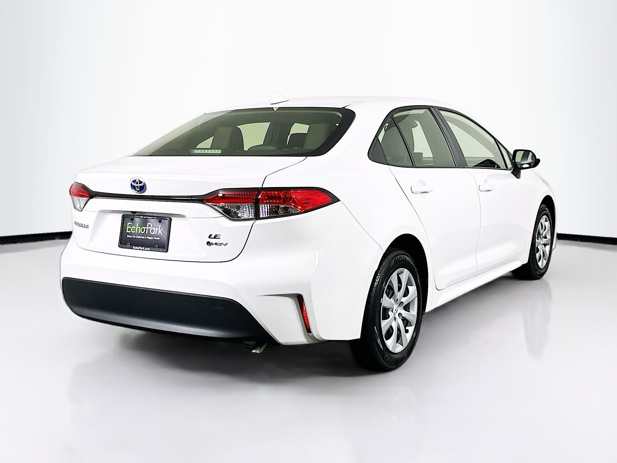 Used 2025 Toyota Corolla LE image 9