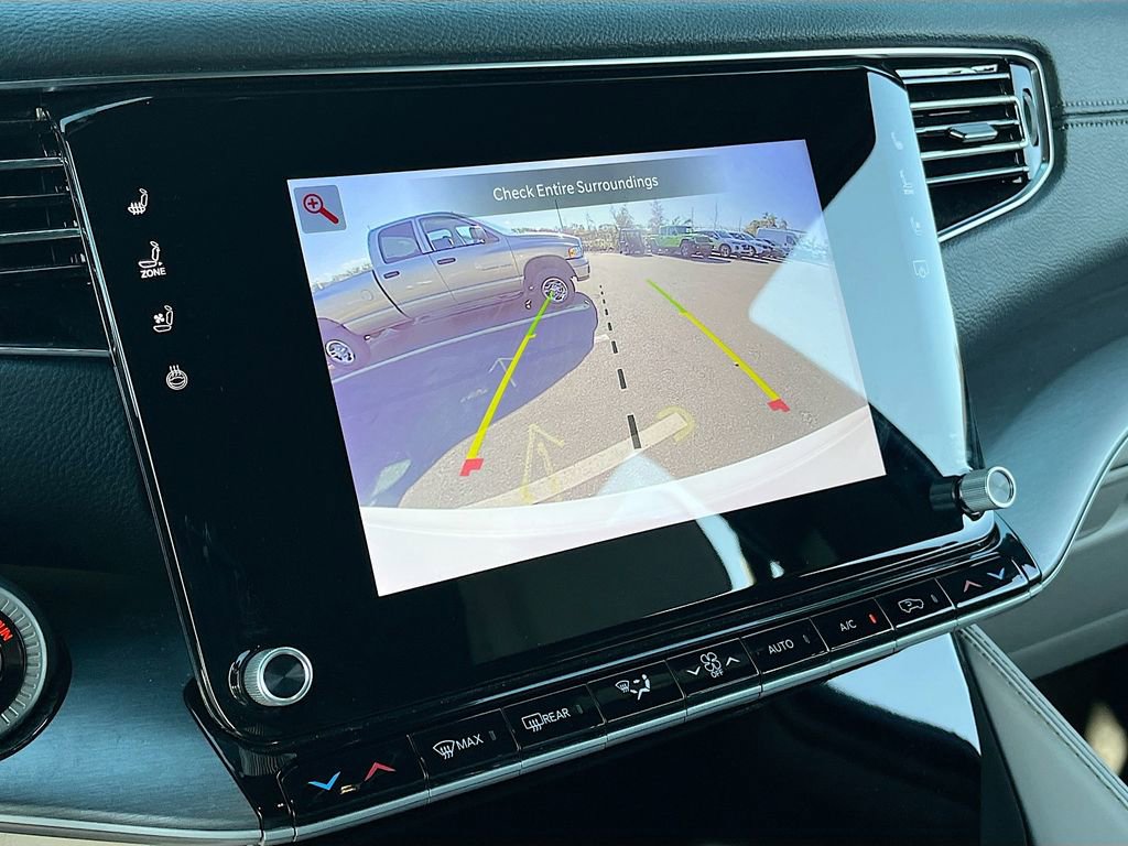 Certified 2025 Jeep Wagoneer L 4WD w/ HD Trailer Tow Package image 14