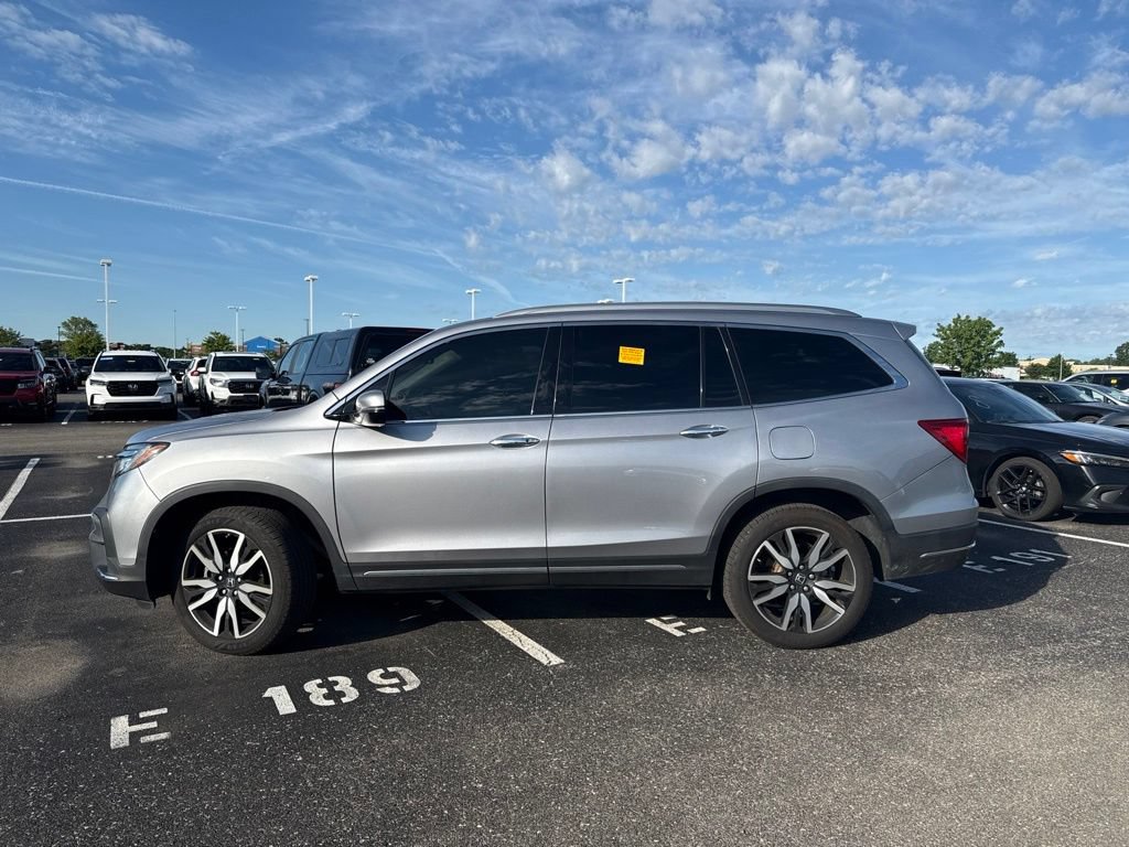 Used 2022 Honda Pilot Touring image 9