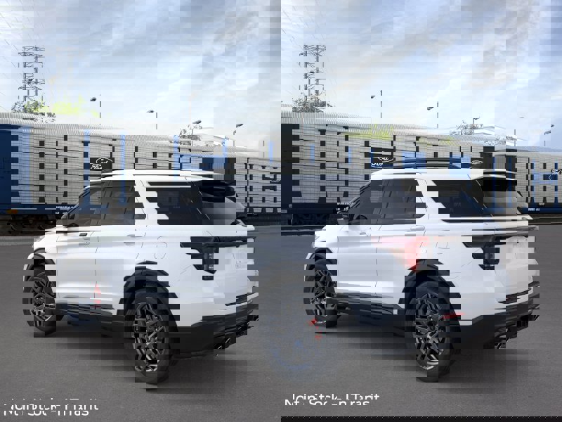 New 2026 Ford Explorer ST image 4