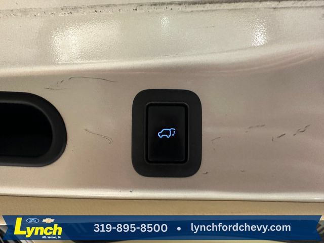 Used 2015 Toyota Highlander Limited AWD/4WD image 19