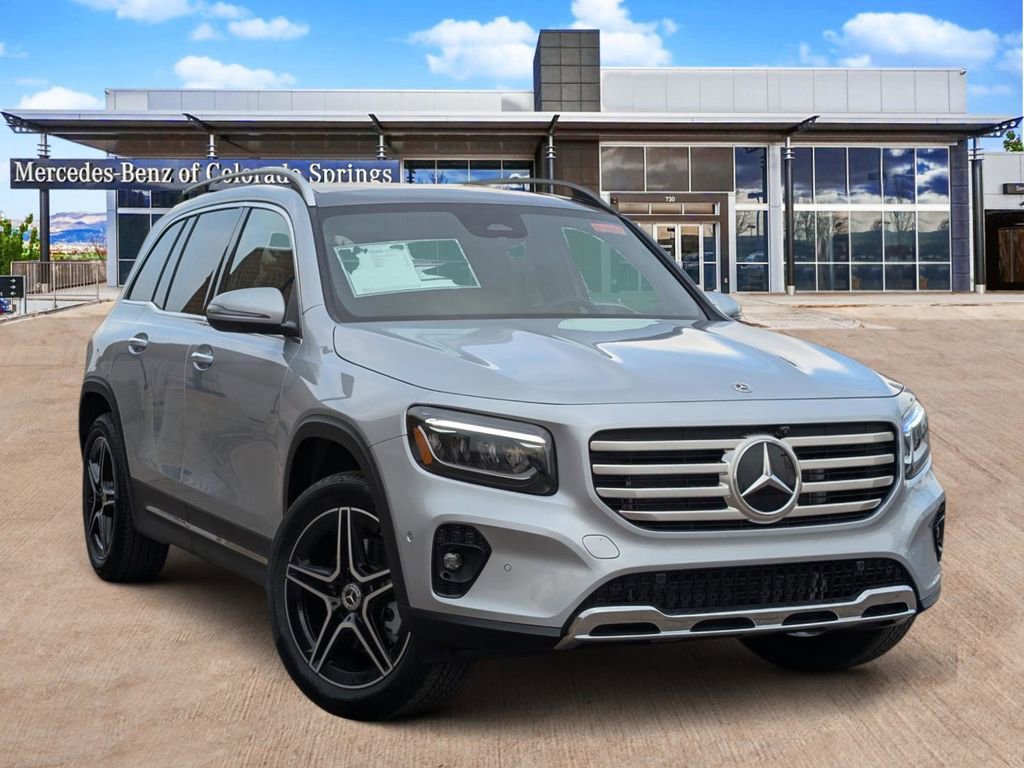 New 2026 Mercedes-Benz GLB 250 4MATIC image 1