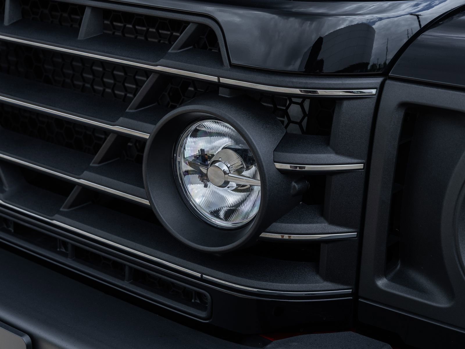 Used 2025 INEOS Grenadier image 25