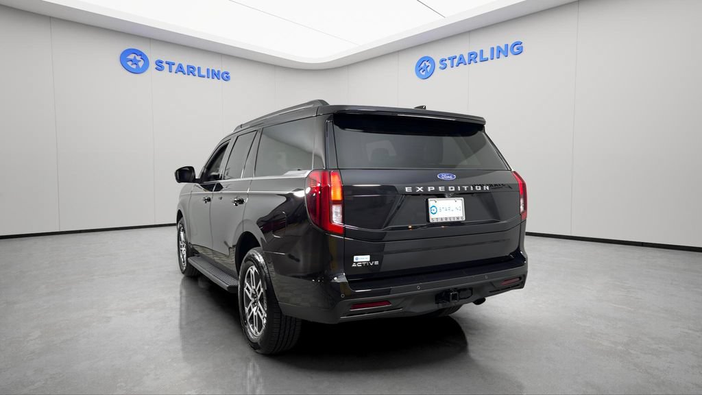 Used 2026 Ford Expedition Active RWD image 6