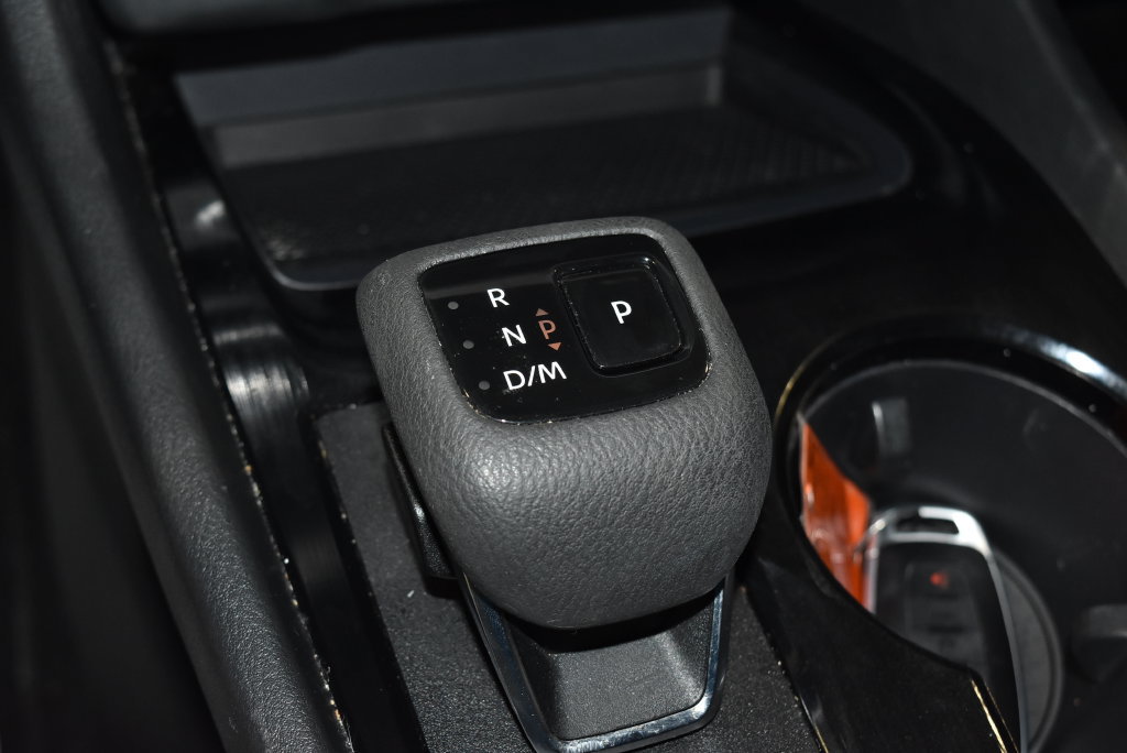 Used 2023 Nissan Rogue SV w/ SV Premium B Package AWD/4WD image 14