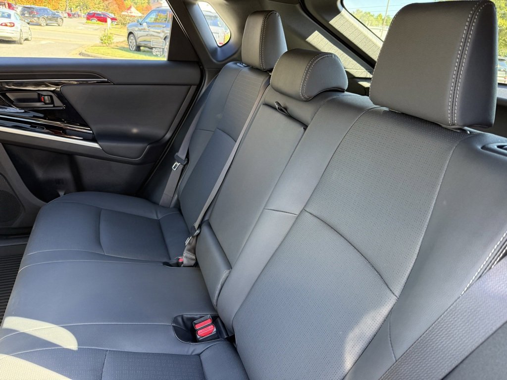 Used 2024 Toyota bZ4X Limited image 37