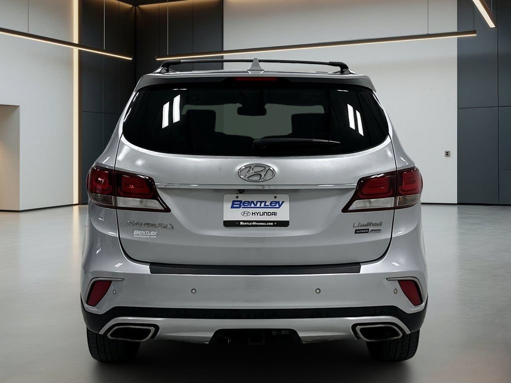 Used 2017 Hyundai Santa Fe Limited AWD/4WD image 5