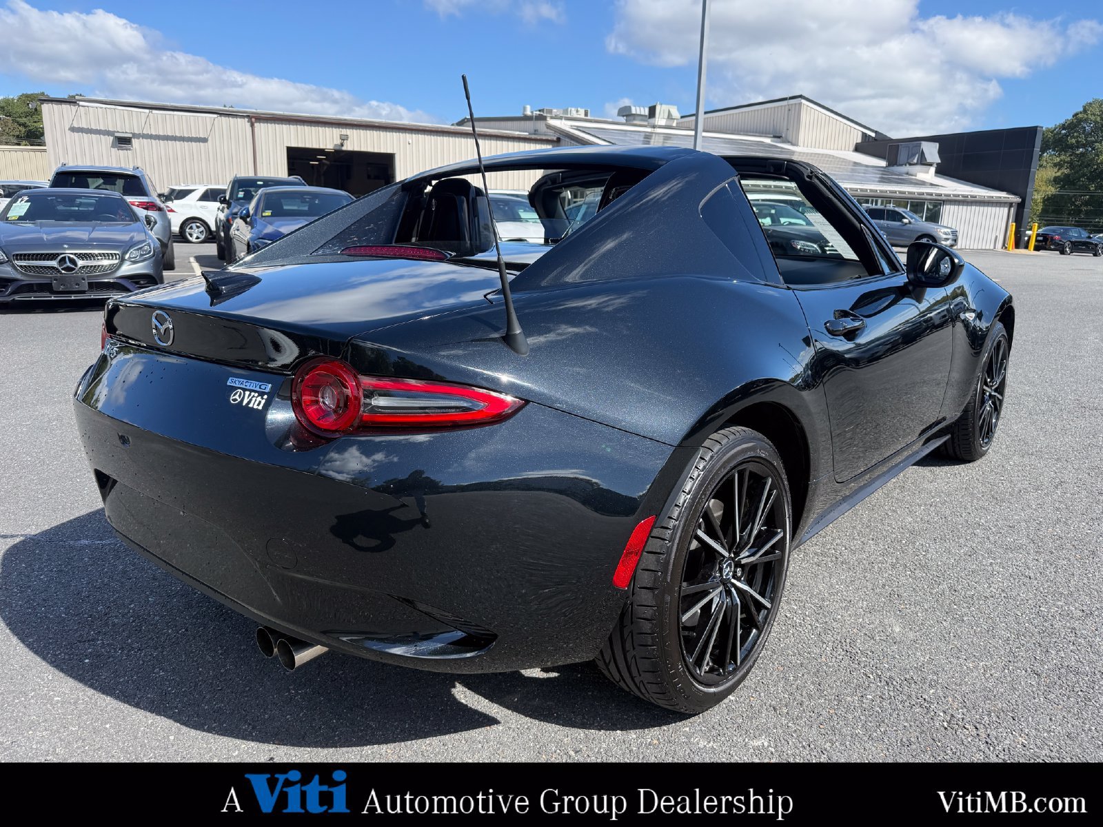 Used 2024 MAZDA MX-5 Miata RF Grand Touring RWD image 9