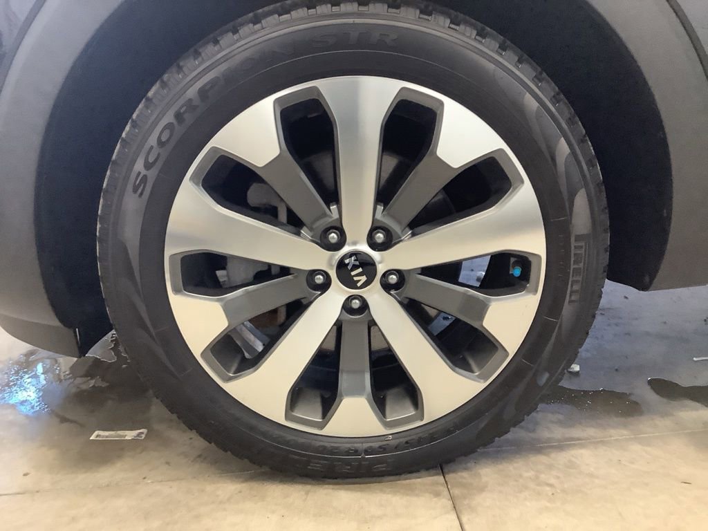 Certified 2021 Kia Telluride S image 26