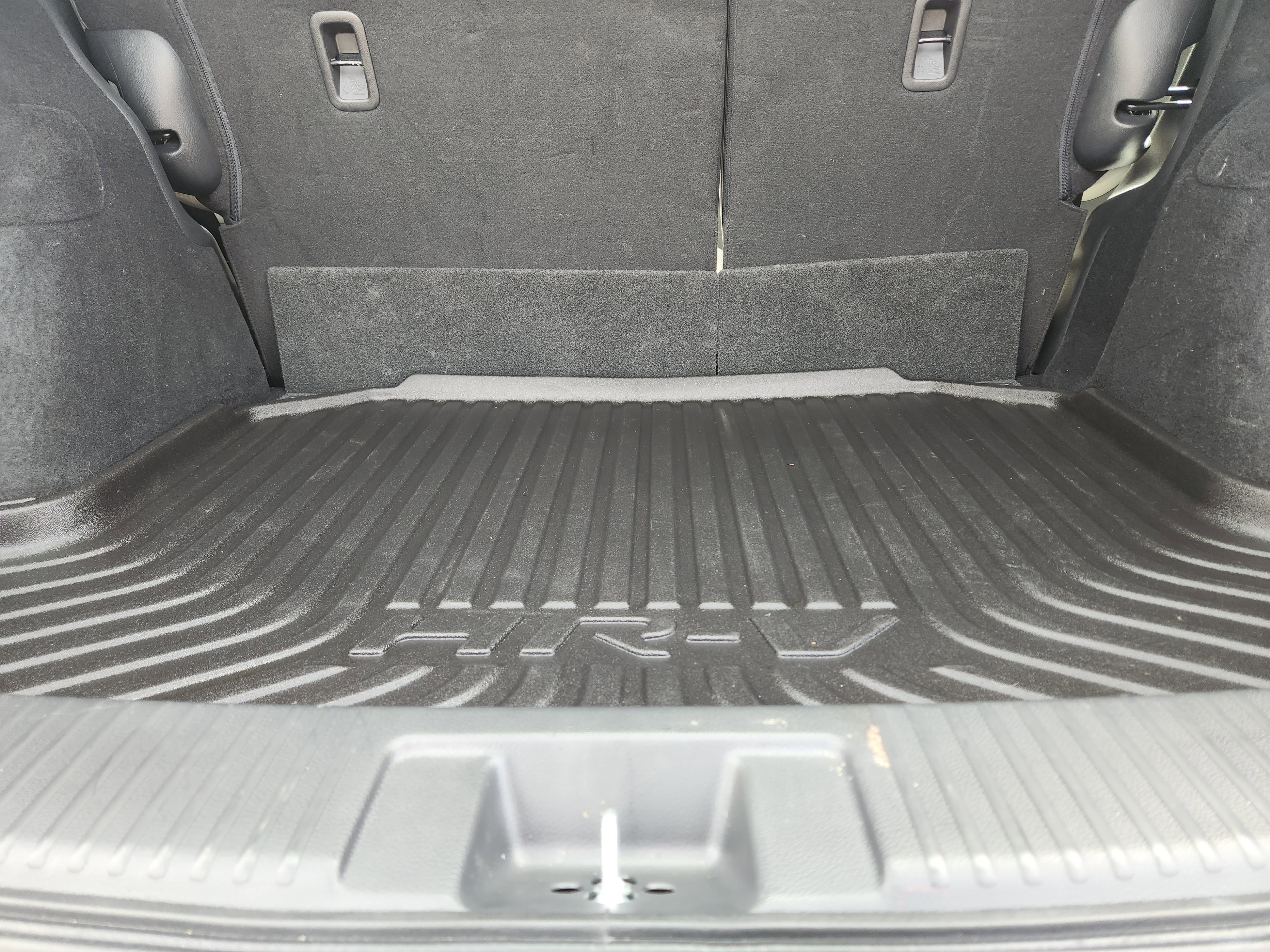 Certified 2021 Honda HR-V LX image 31