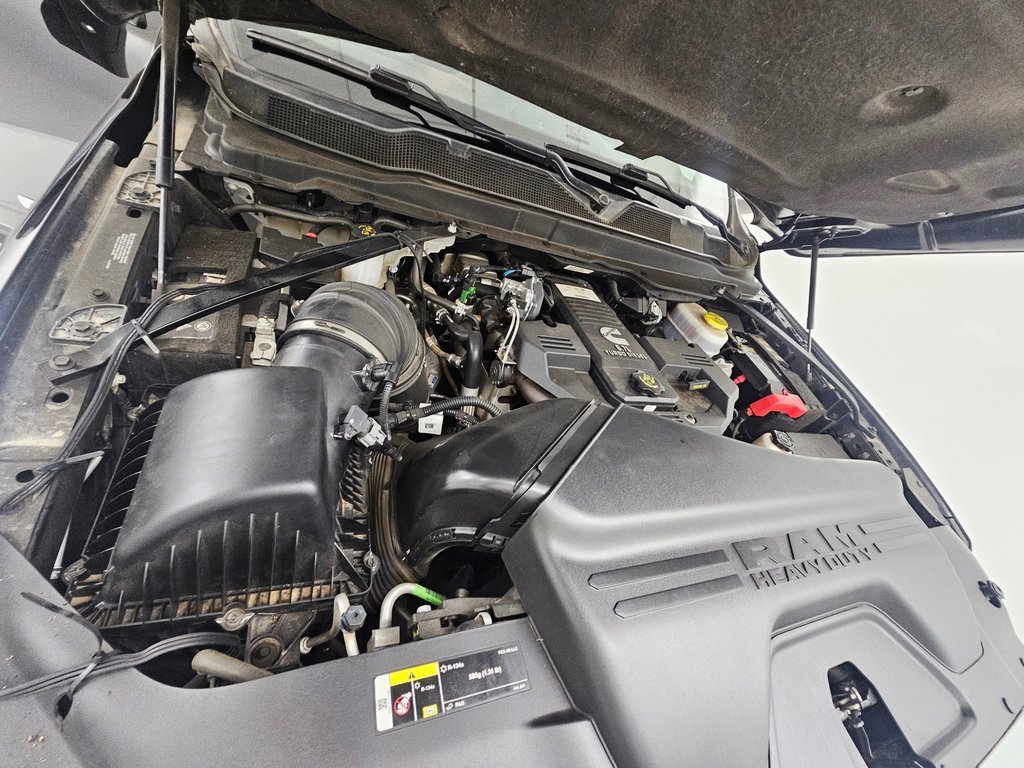 Used 2022 RAM 2500 Big Horn w/ Protection Group image 29