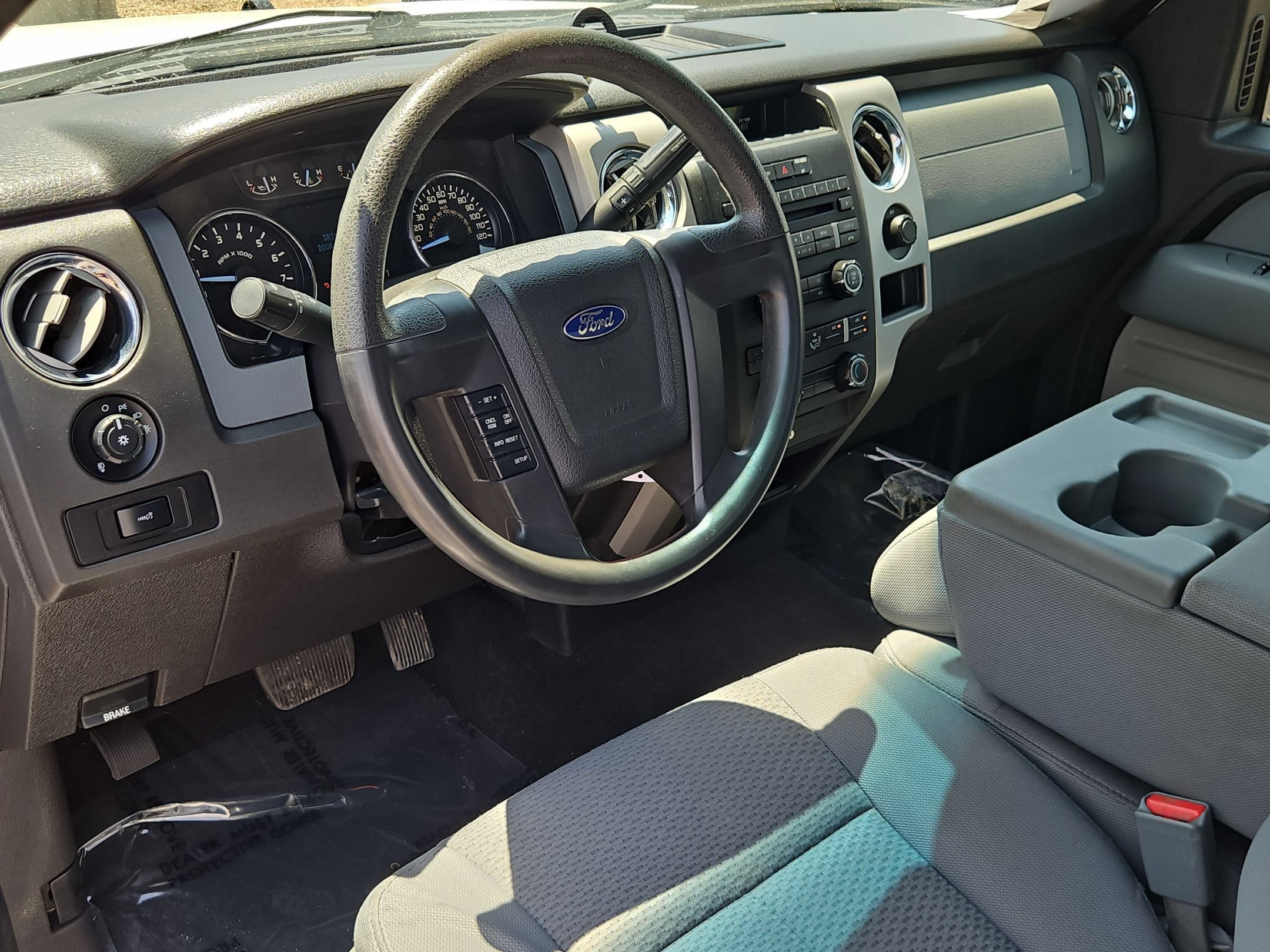 Used 2012 Ford F150 XLT w/ HD Payload Pkg AWD/4WD image 13