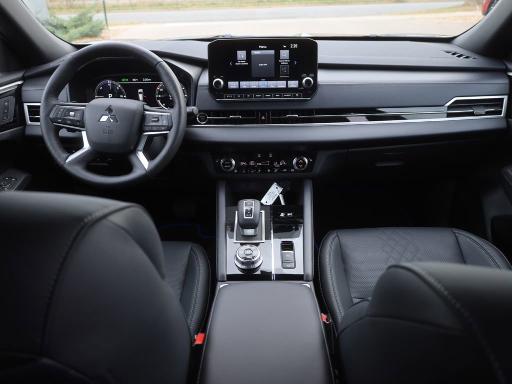 New 2025 Mitsubishi Outlander SEL Black Edition image 26