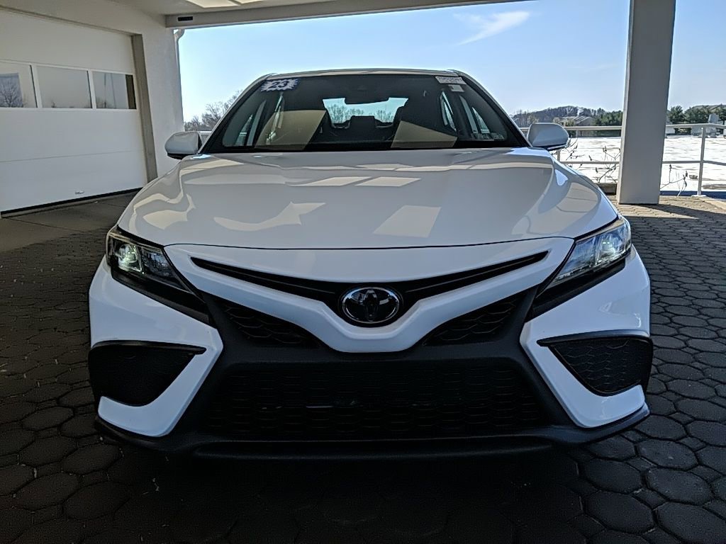 Used 2023 Toyota Camry SE w/ Cold Weather Package image 2