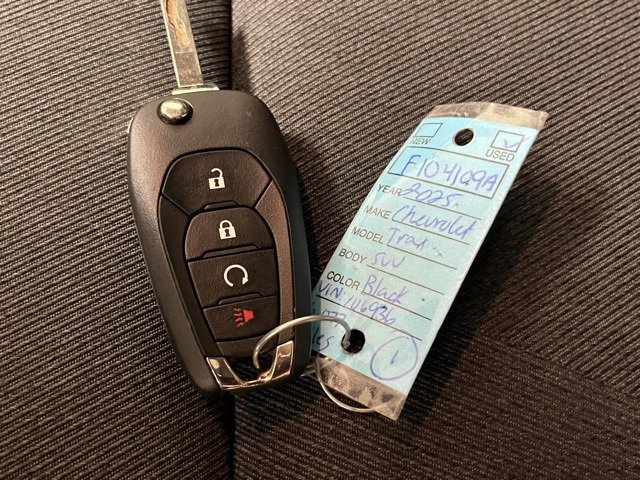 Used 2025 Chevrolet Trax LS w/ LS Convenience Package image 28