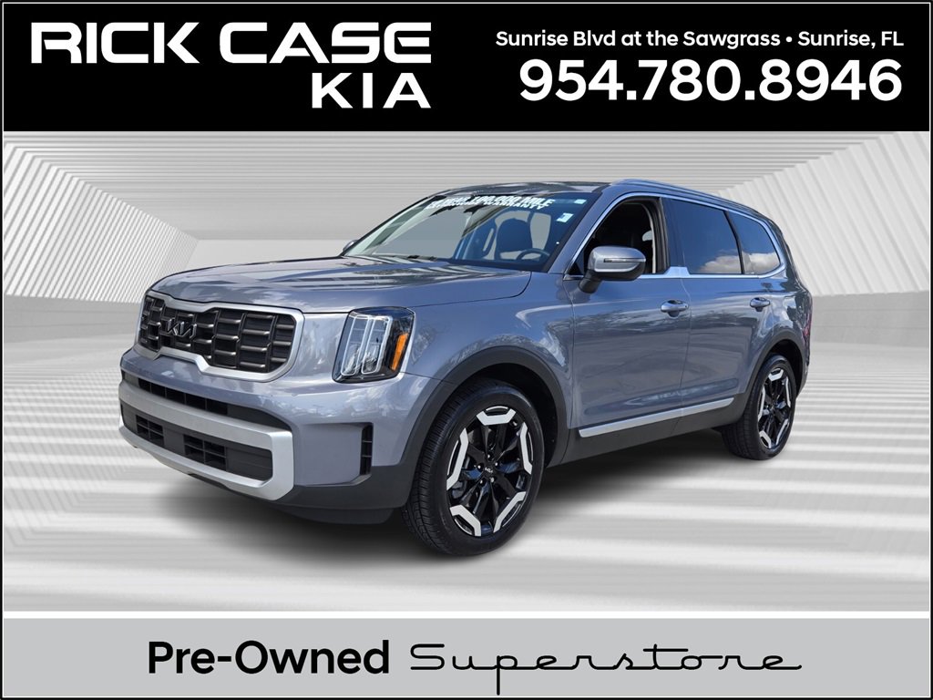 Used 2023 Kia Telluride S w/ S Sunroof Package