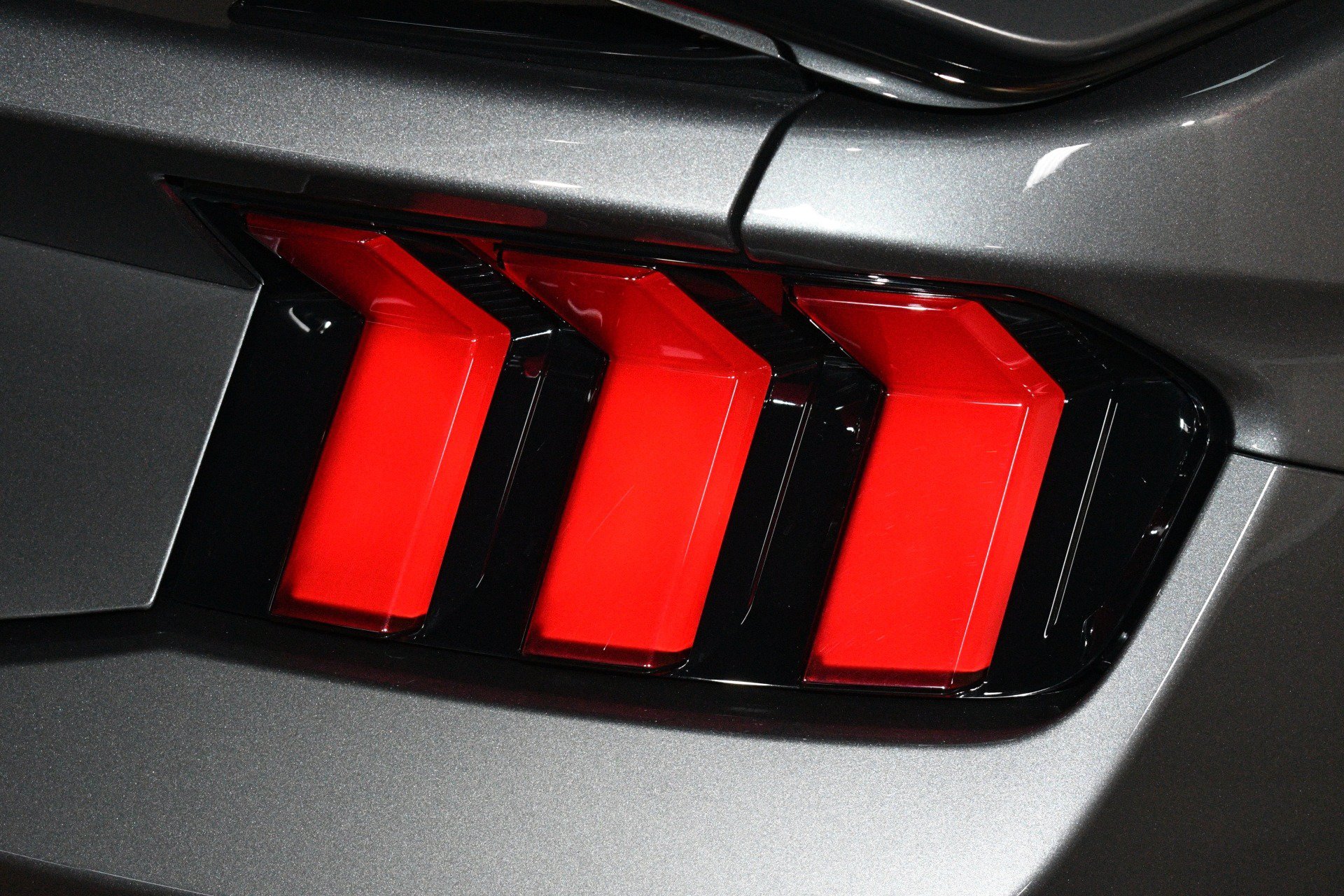 Used 2024 Ford Mustang Dark Horse RWD image 59