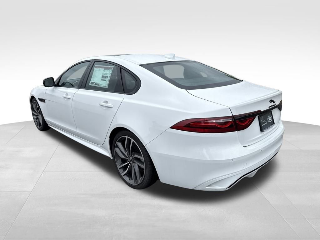 New 2024 Jaguar XF R-Dynamic SE image 3