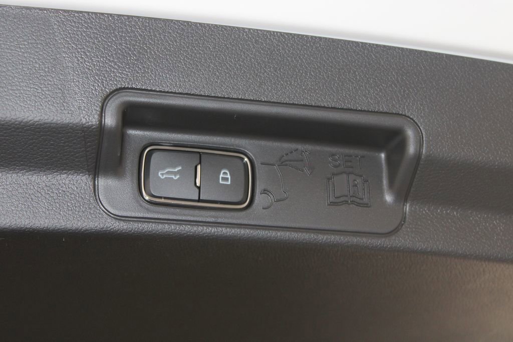 New 2026 Ford Explorer Tremor image 17