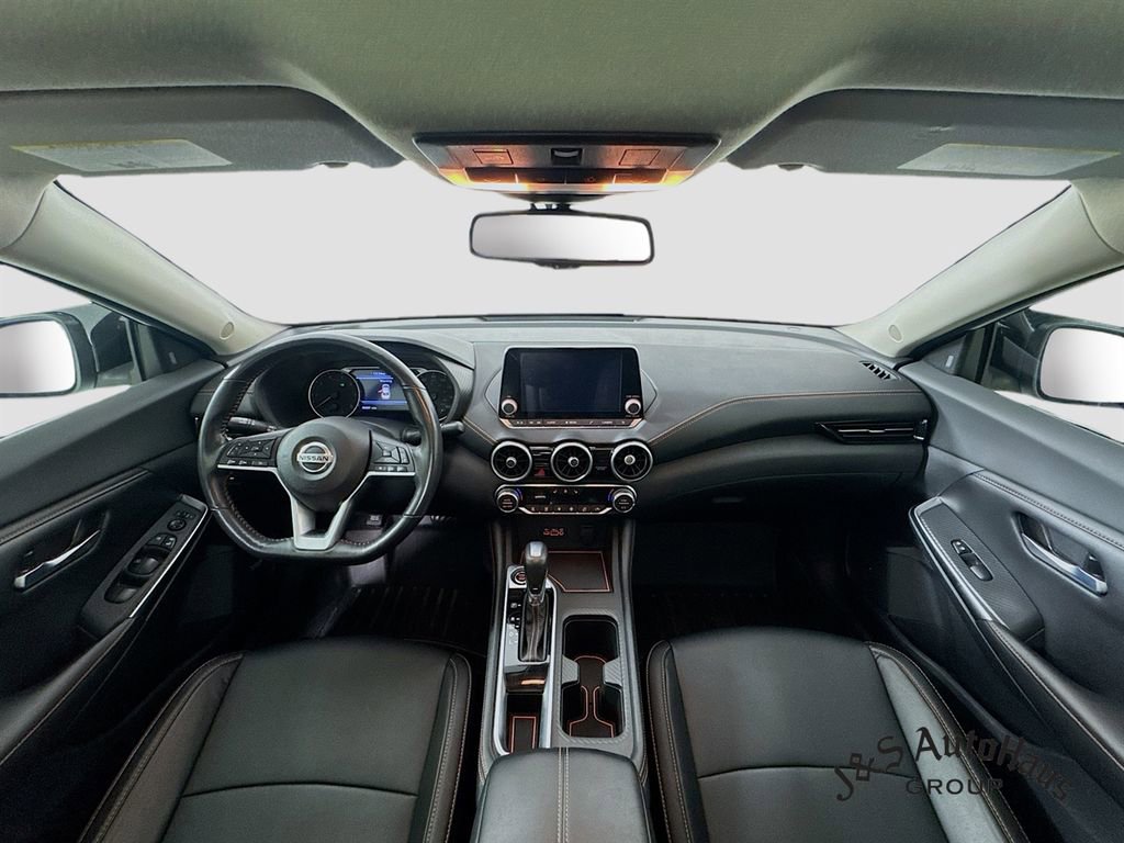 Used 2021 Nissan Sentra SR w/ SR Premium Package image 28