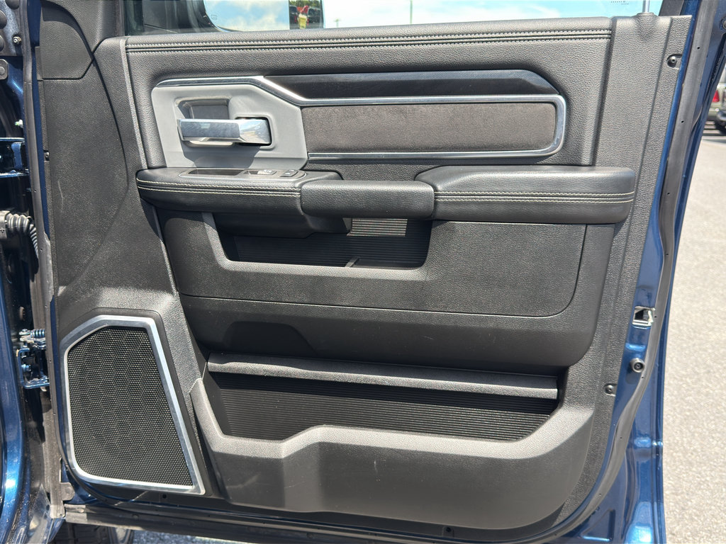Used 2022 RAM 2500 Laramie AWD/4WD image 31