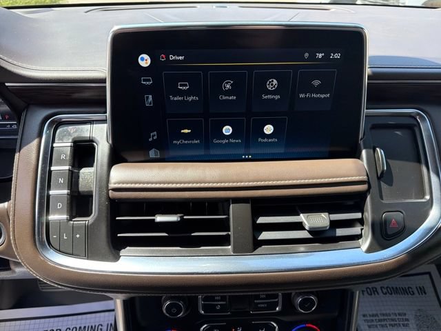 Used 2022 Chevrolet Suburban Z71 AWD/4WD image 18