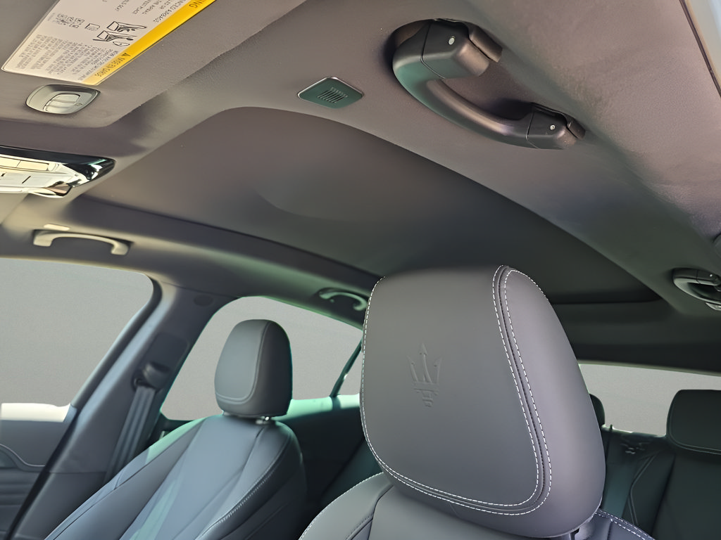 New 2025 Maserati Grecale Modena AWD/4WD image 19