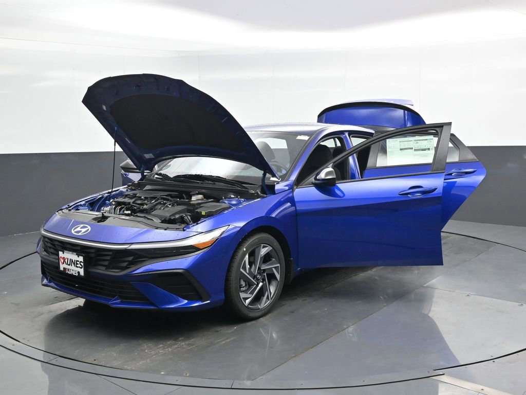New 2025 Hyundai Elantra Sport image 53