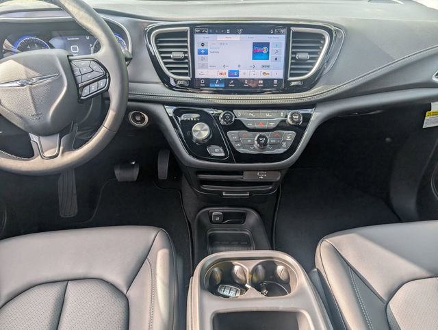 New 2026 Chrysler Pacifica Select image 22