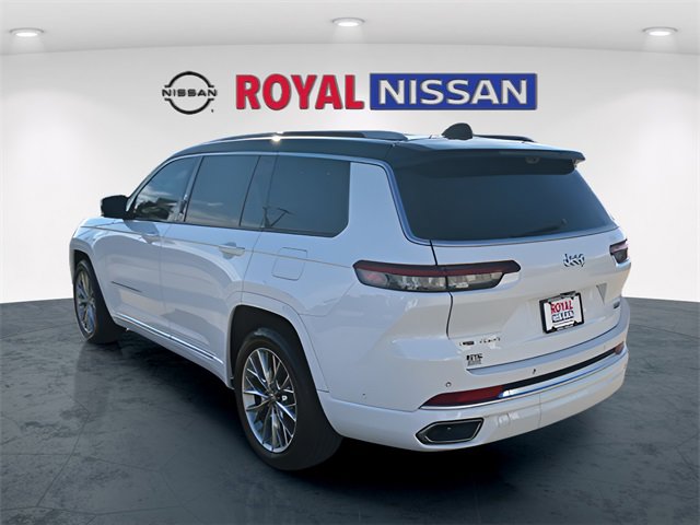 Used 2022 Jeep Grand Cherokee L Summit w/ Advanced Protech Group IV image 5