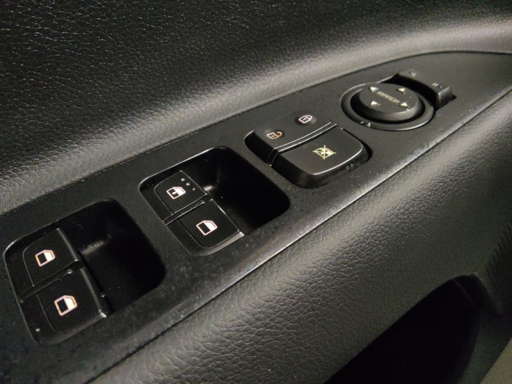 Used 2019 Kia Rio S image 27