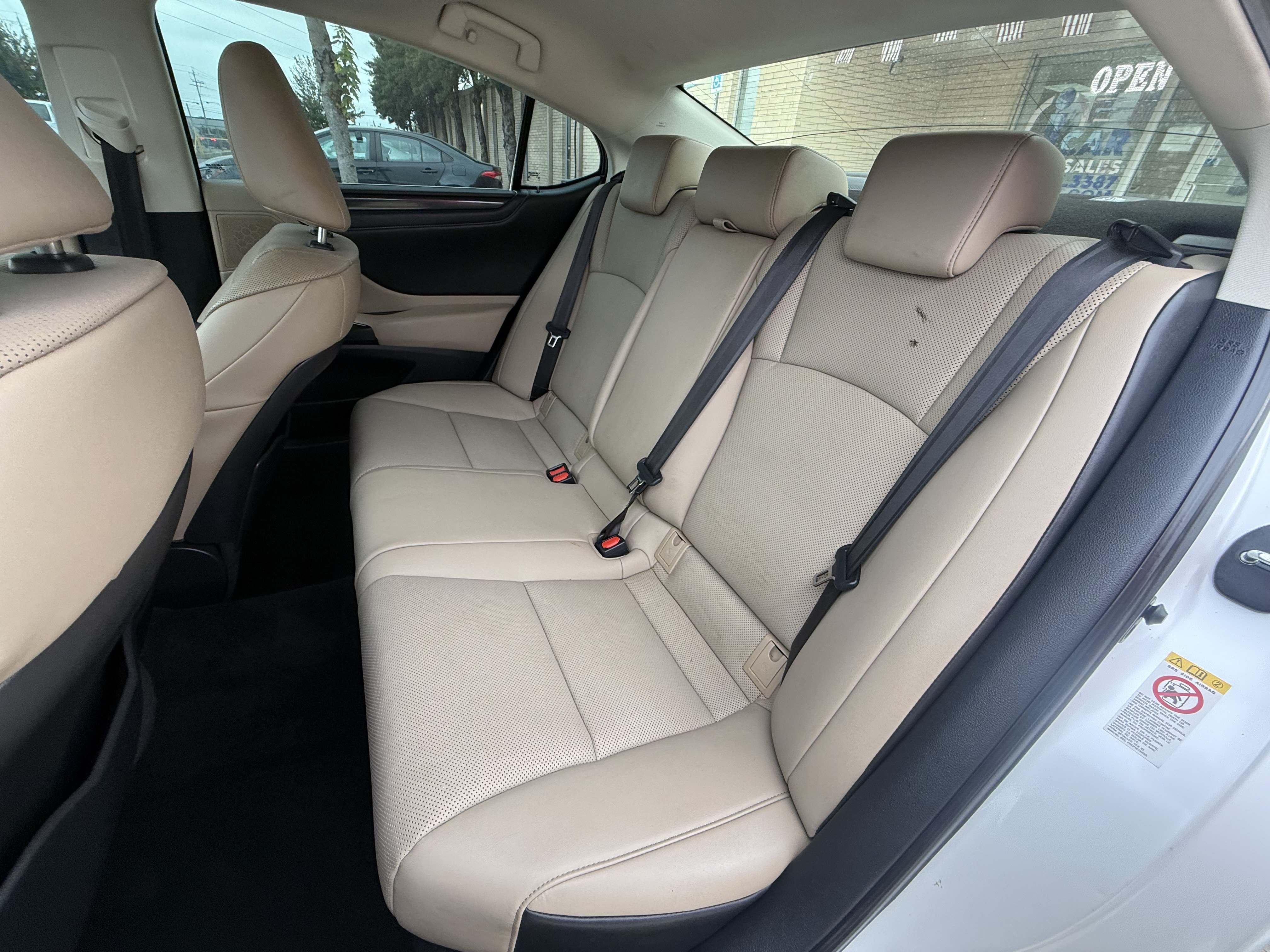 Used 2019 Lexus ES 350 w/ Accessory Package 2 FWD image 10