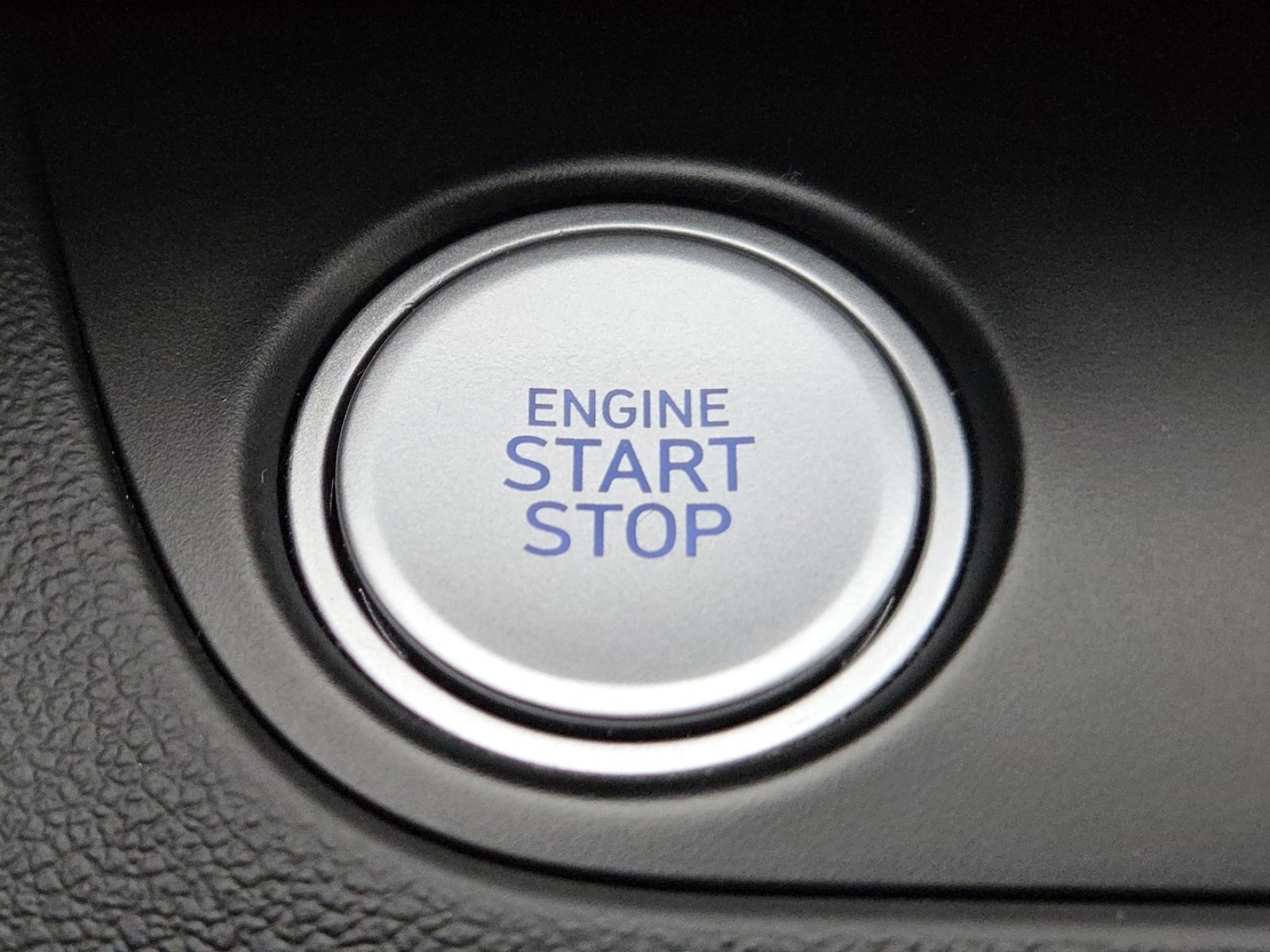 Used 2024 Hyundai Elantra SEL FWD image 32