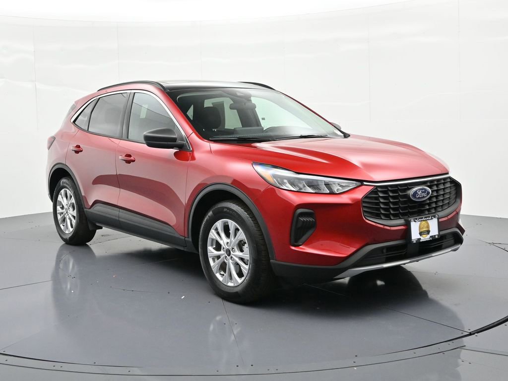 Used 2023 Ford Escape Active w/ Tech Pack #1 image 4