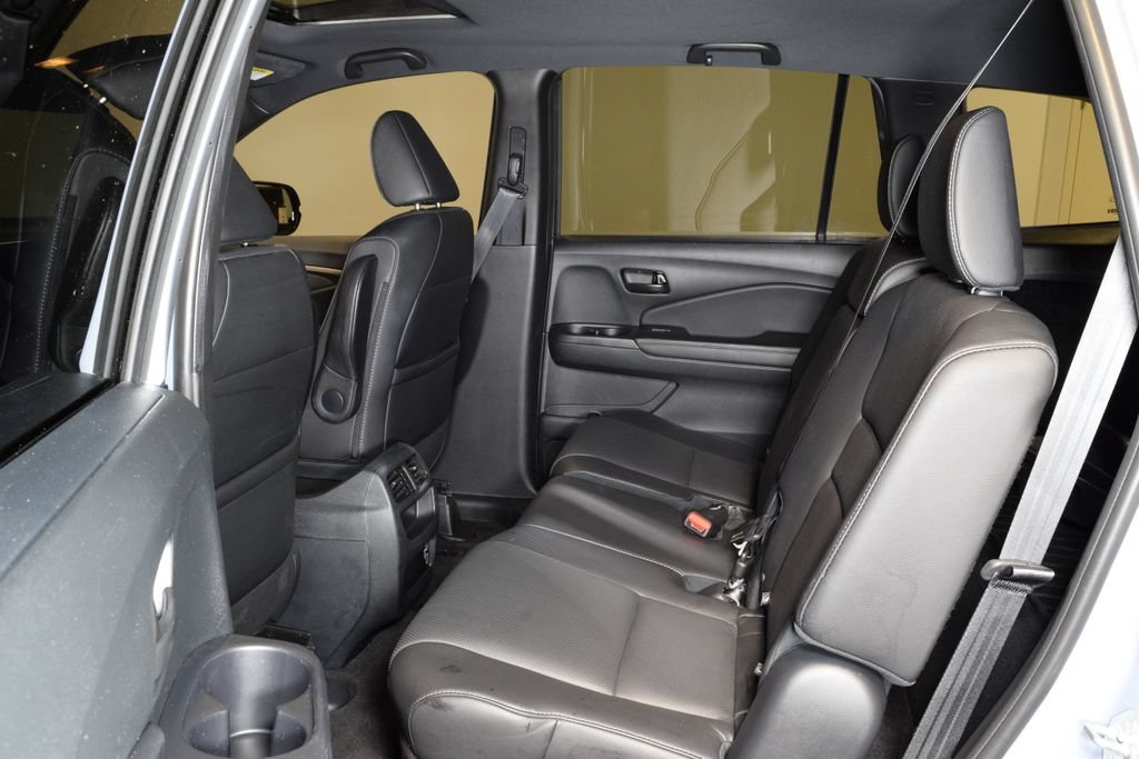 Used 2023 Honda Passport EX-L image 28