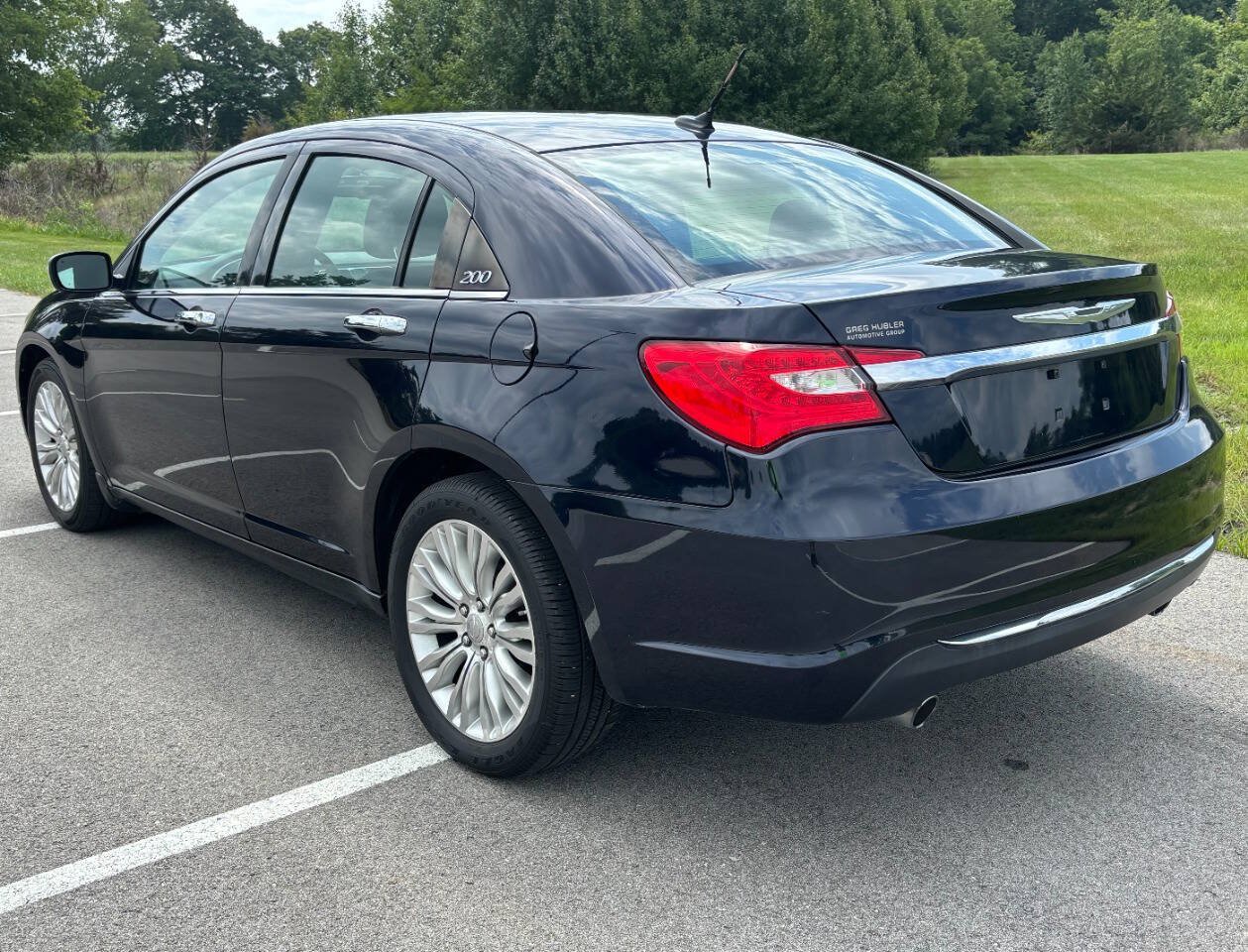 Used 2012 Chrysler 200 Limited FWD image 5