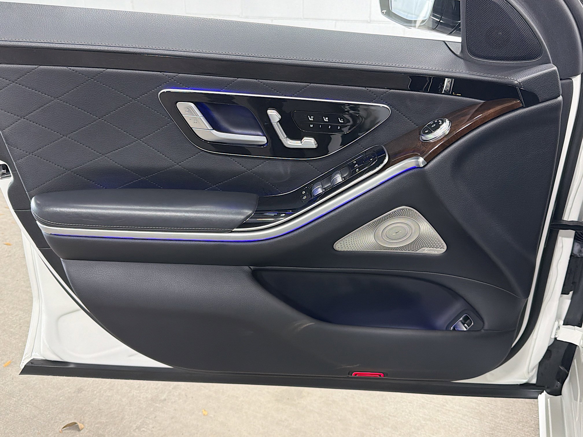 Used 2021 Mercedes-Benz S 500 4MATIC image 22
