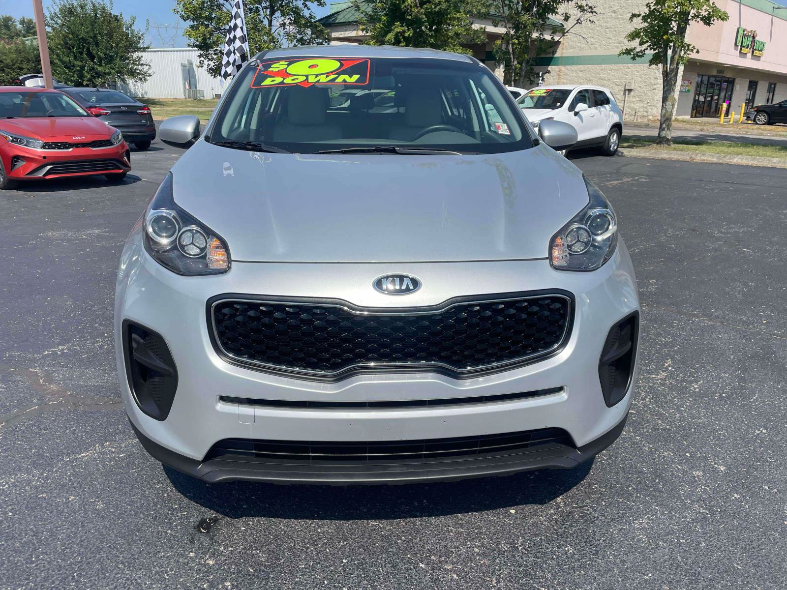 Used 2017 Kia Sportage LX FWD image 2