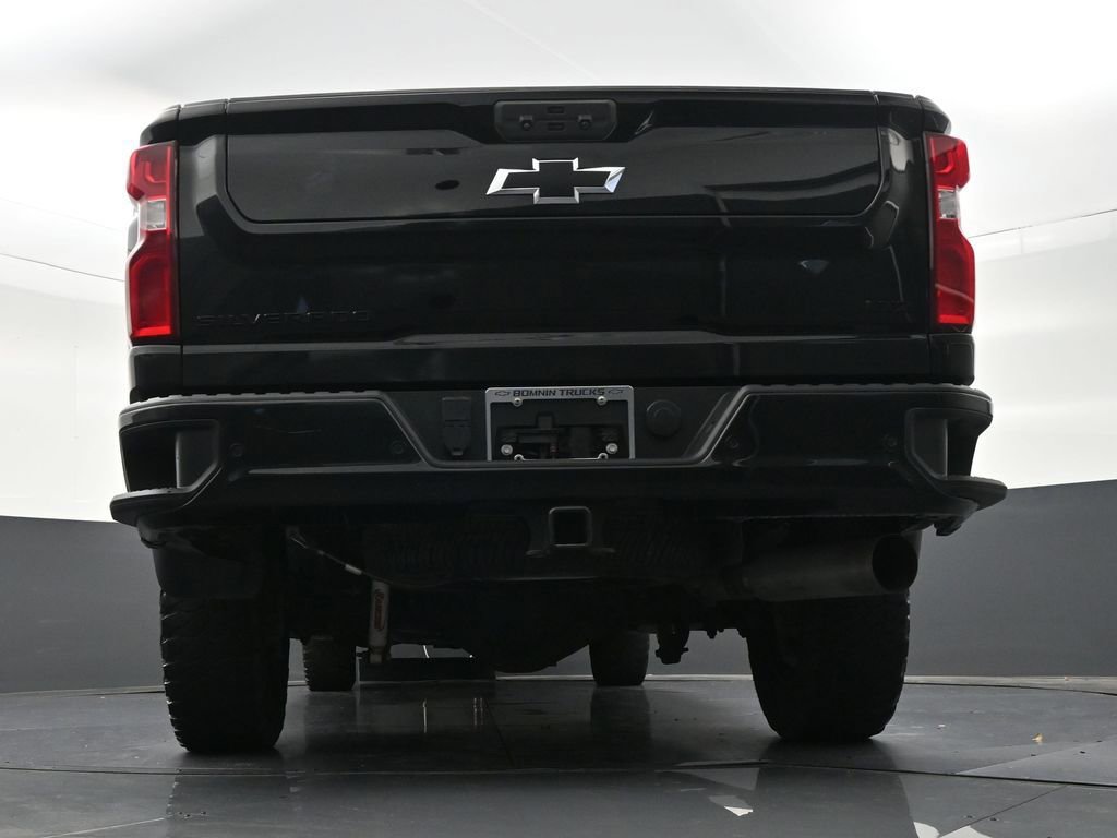 Used 2023 Chevrolet Silverado 2500 LTZ w/ LTZ Plus Package image 27