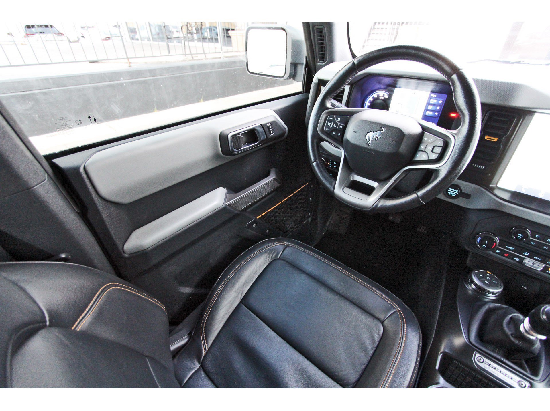 Used 2022 Ford Bronco Badlands AWD/4WD image 11