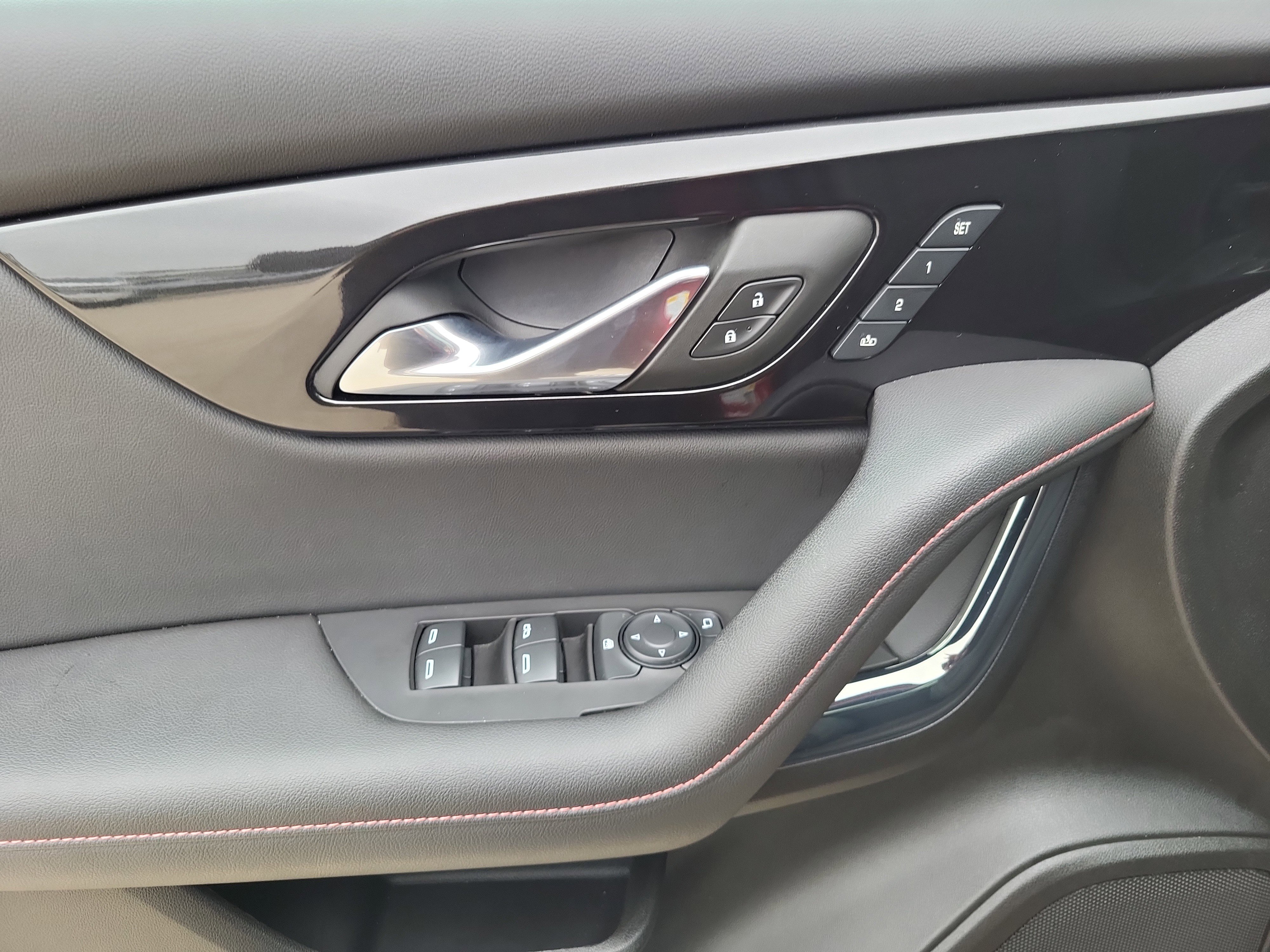 Used 2023 Chevrolet Blazer RS w/ Driver Confidence II Package image 16