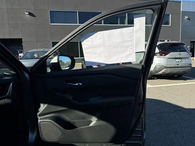 New 2026 Nissan Rogue SV image 25