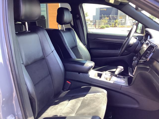 Used 2019 Jeep Grand Cherokee Altitude AWD/4WD image 38