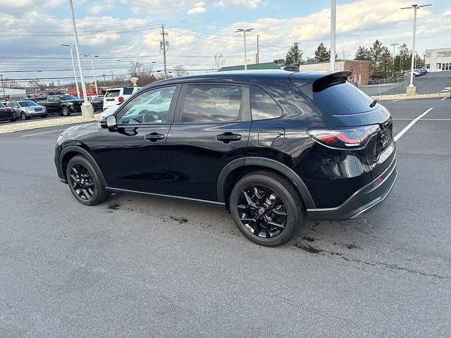 Used 2023 Honda HR-V Sport image 12