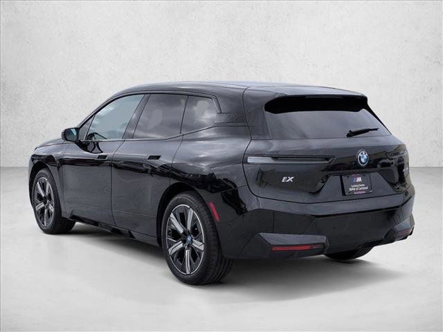 Used 2024 BMW iX xDrive50 w/ Premium Package AWD/4WD image 8