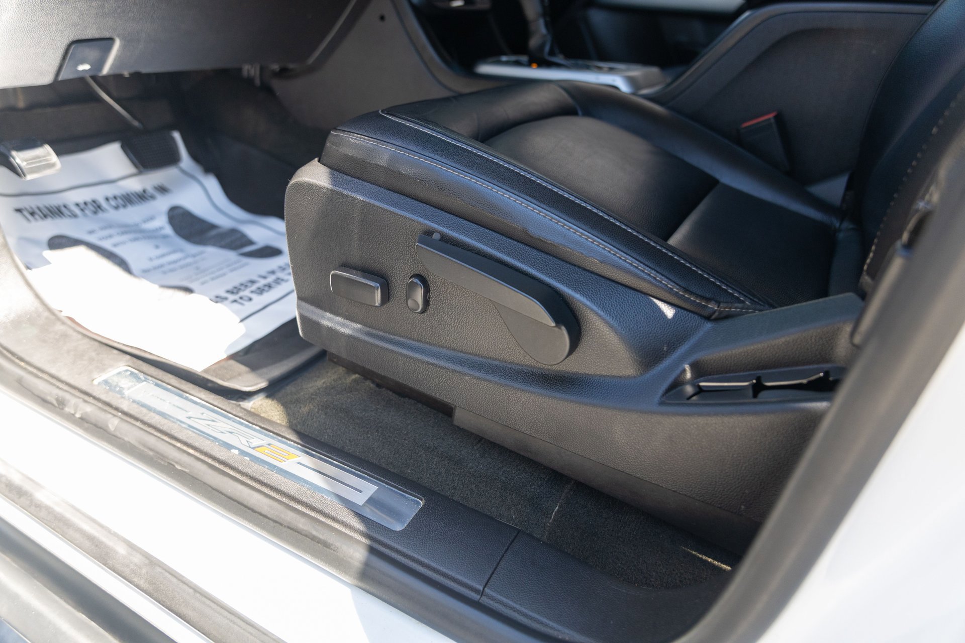 Used 2018 Chevrolet Colorado ZR2 image 30