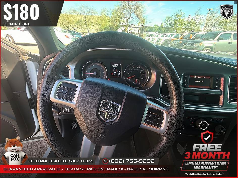 Used 2014 Dodge Charger SE RWD image 2