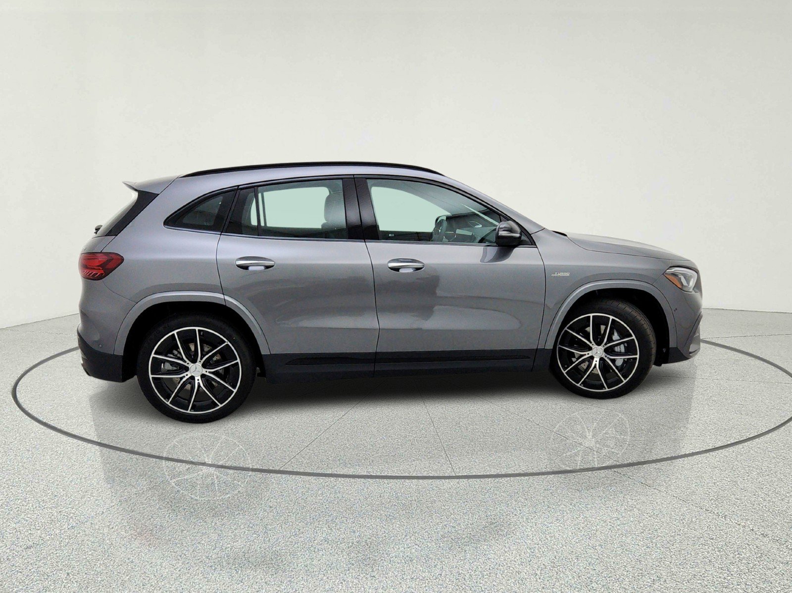New 2026 Mercedes-Benz GLA 35 AMG 4MATIC image 6