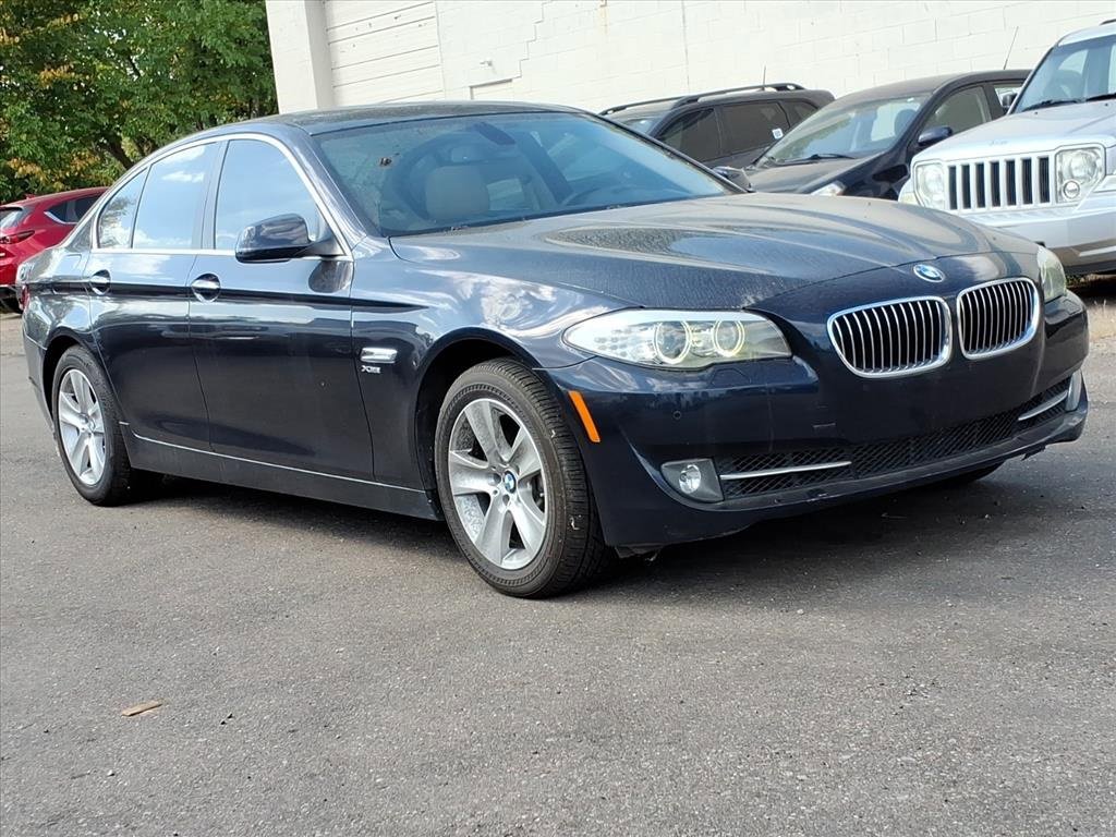 Used 2012 BMW 528i xDrive Sedan image 7